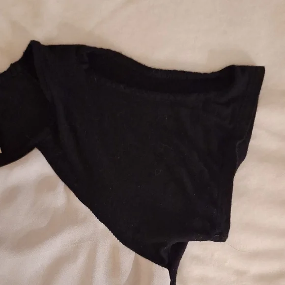 Chic Black and White Cat Print Blouse - Picture 7 of 7